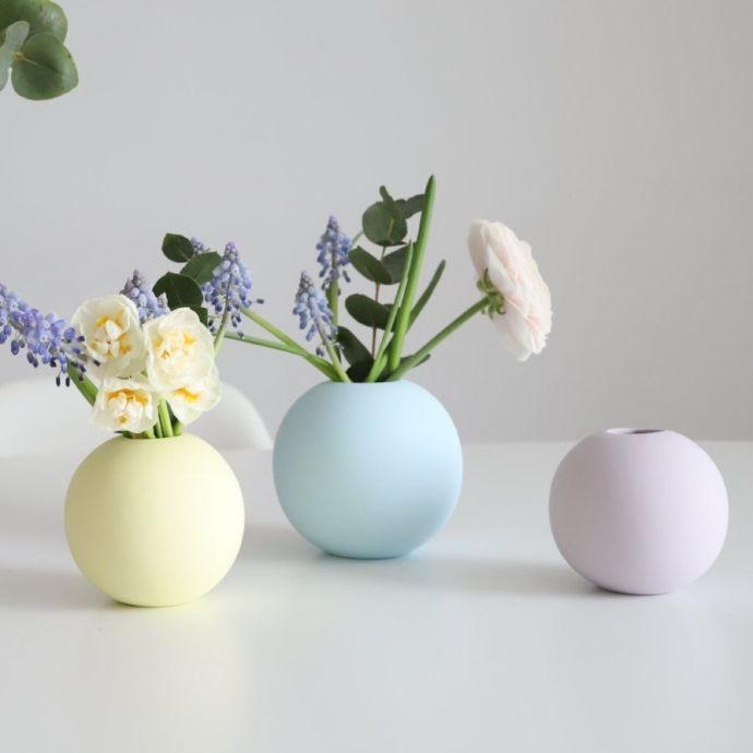 Kulatá váza Ball Lilac 8 cm