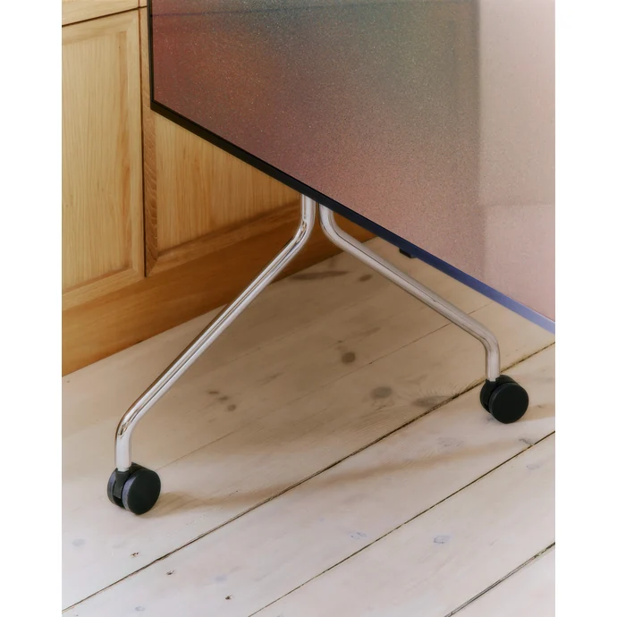 Designový stojan na televizi Moon Rollin' Chrome