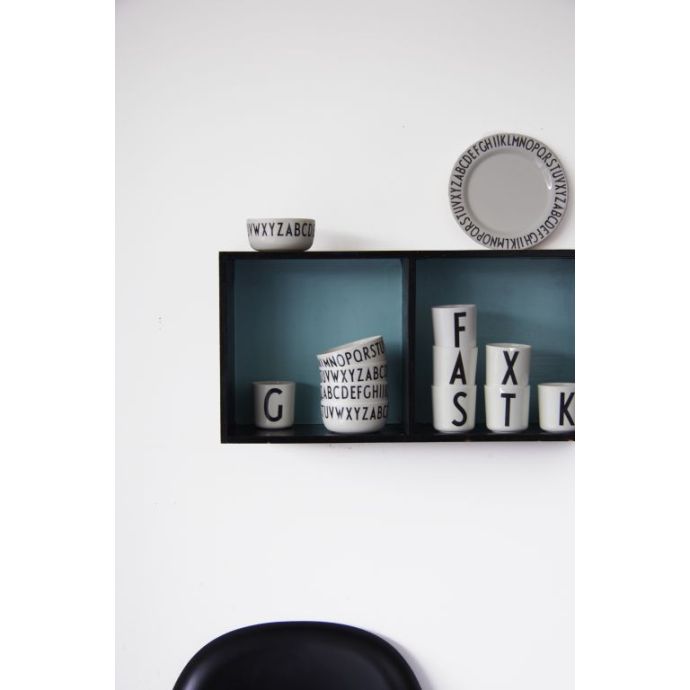 Porcelánový hrneček/dózička Letters