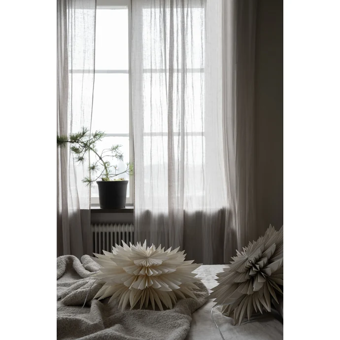 Závěsná svítící hvězda Maja White 50 cm