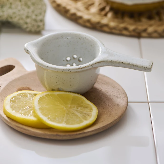 Porcelánové sítko na čaj White