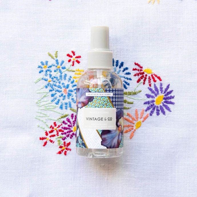 Antibakteriální sprej na ruce Braids & Blooms 150 ml
