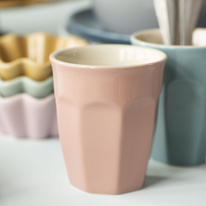 Latte hrneček Mynte Coral Almond