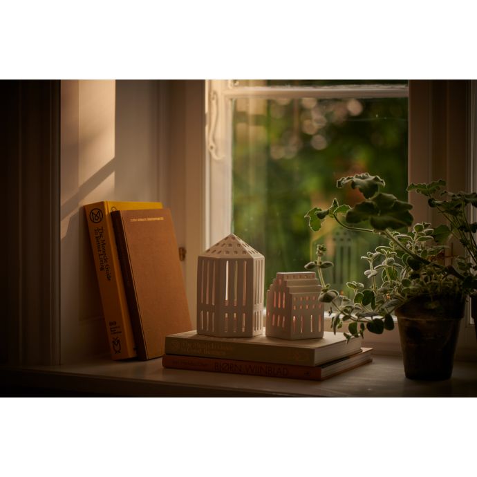 Lucerna domeček Urbania Lighthouse Gallerie 18,5cm