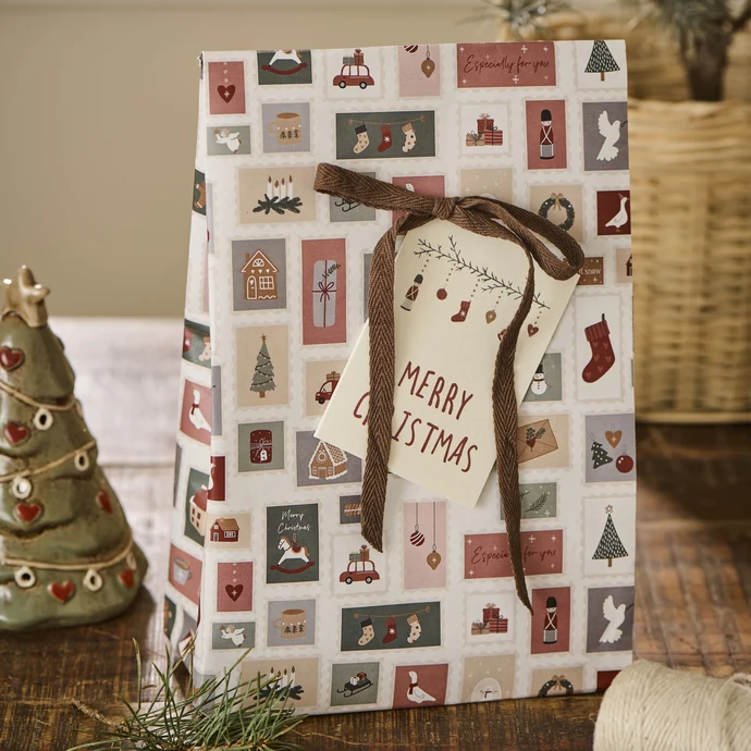 Papírový sáček Christmas Stamps 28,5 cm