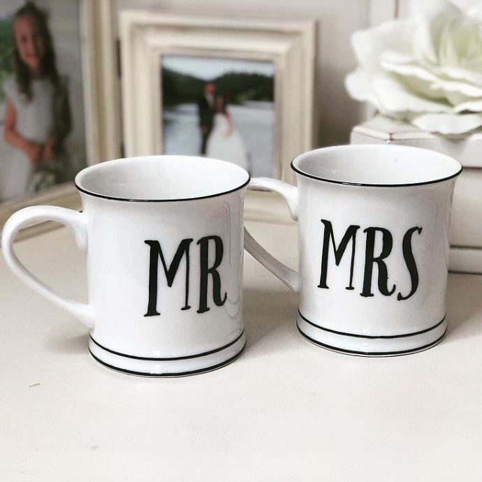 Porcelánový hrnek Mr & Mrs 350ml