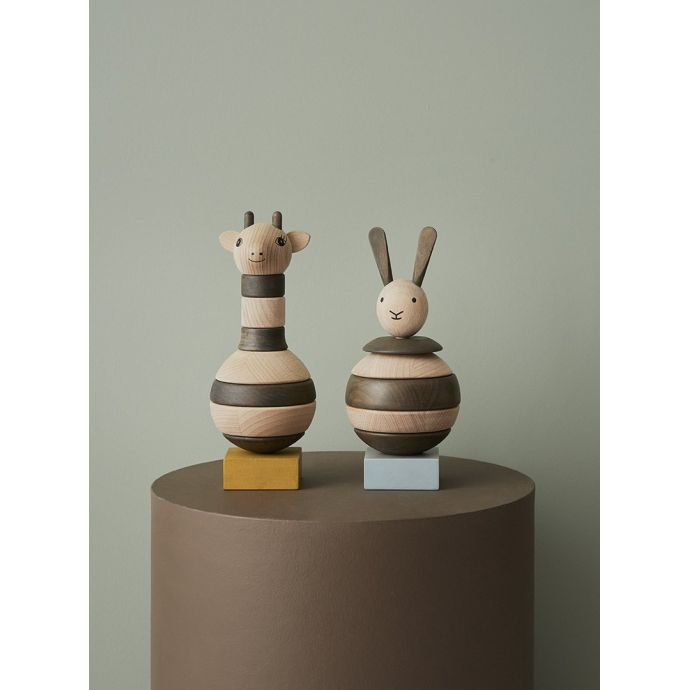 Dřevěná dětská stavebnice Stacking Giraffe Nature Dark