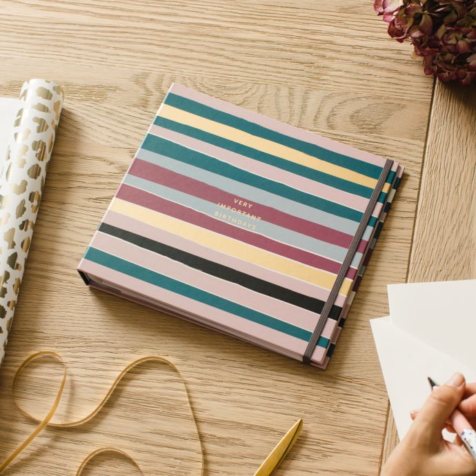 Plánovač narozenin a výročí Card Book Stripes