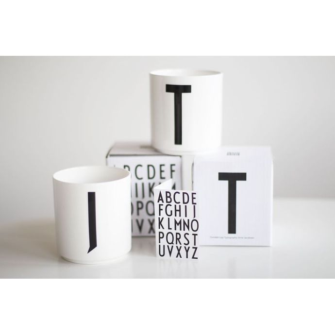 Porcelánový hrneček/dózička Letters