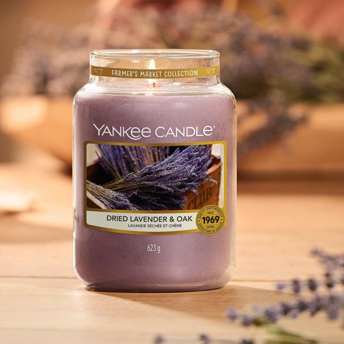 Svíčka Yankee Candle 623g - Dried Lavender & Oak