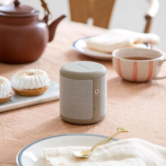 Bluetooth reproduktor Karl Ivory Sand