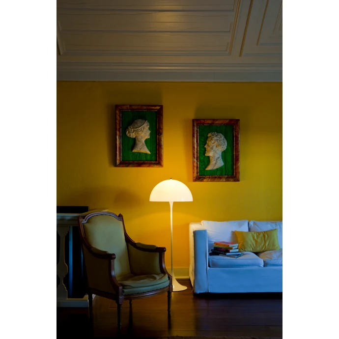 Stojací lampa Panthella Opal White