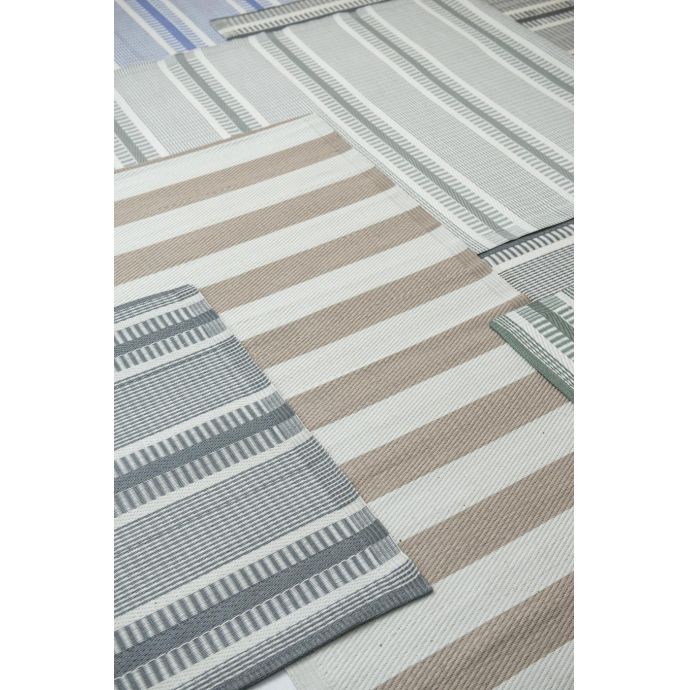 Venkovní koberec Striped Dusty Green 120x180
