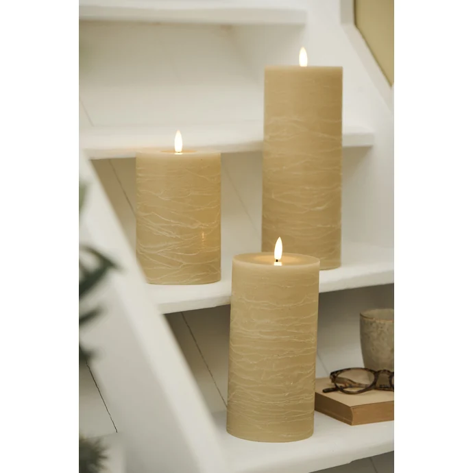LED svíčka Pillar Light Yellow 15 cm