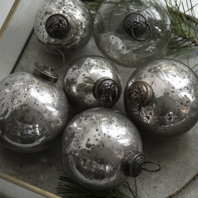 Vánoční baňka Pebbled Glass Silver - set 8 ks