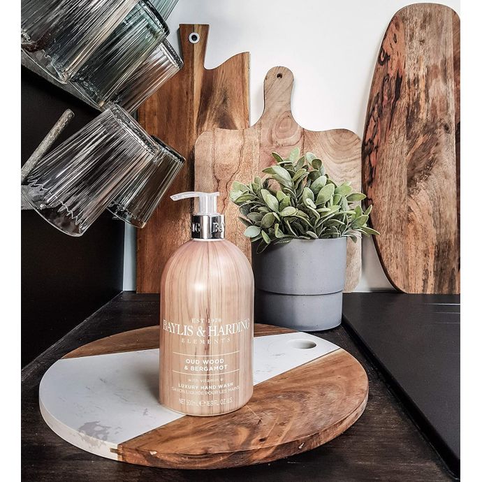 Tekuté mýdlo na ruce Oud Wood & Bergamot 500ml