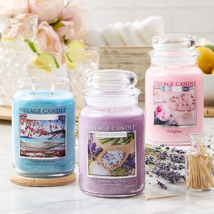 Svíčka Village Candle - Lavender Sea Salt 602 g