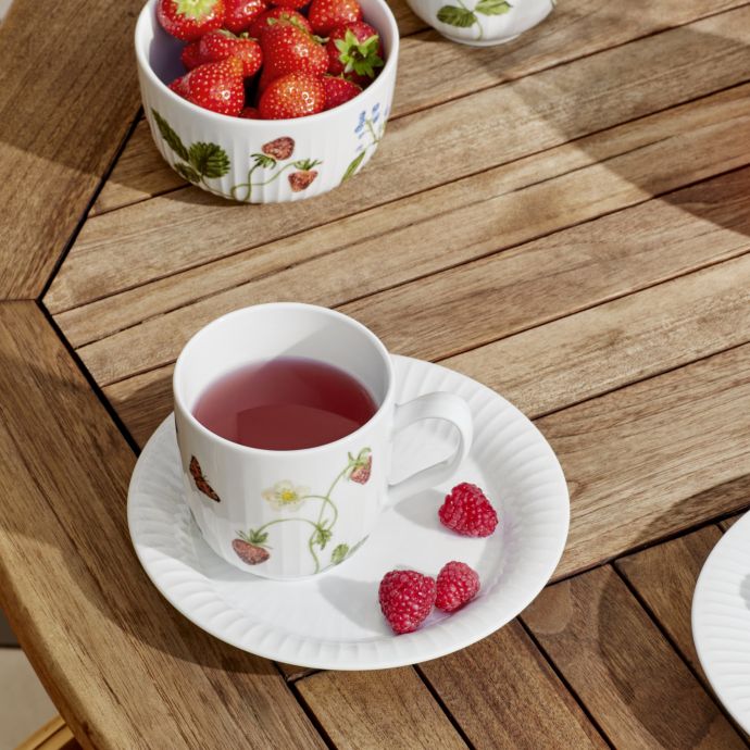 Porcelánový hrnek Hammershøi Summer Berries 330 ml