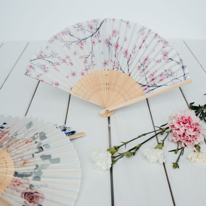 Trendy látkový vějíř Sakura