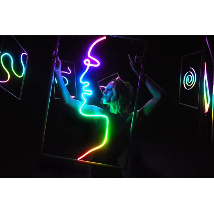 Světelný LED pásek Twinkly Flex Multi-color RGB 2m