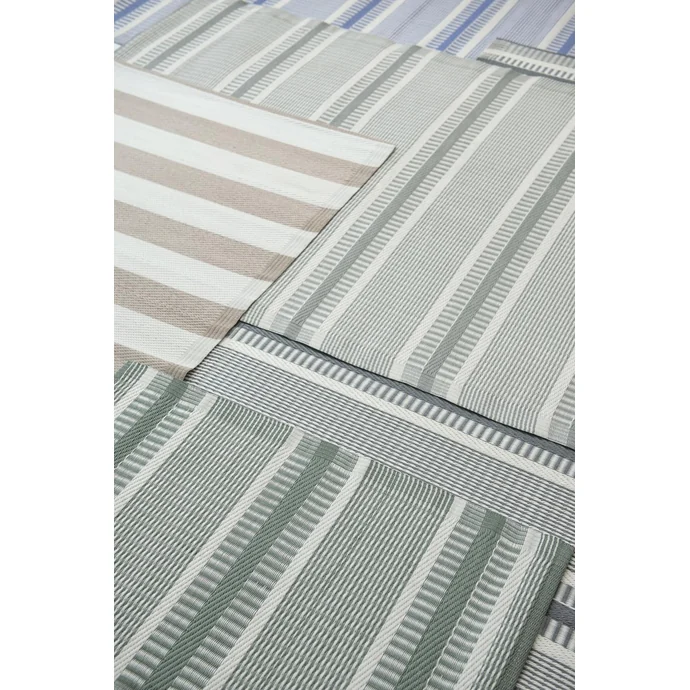 Venkovní koberec Striped Dusty Green 120x180