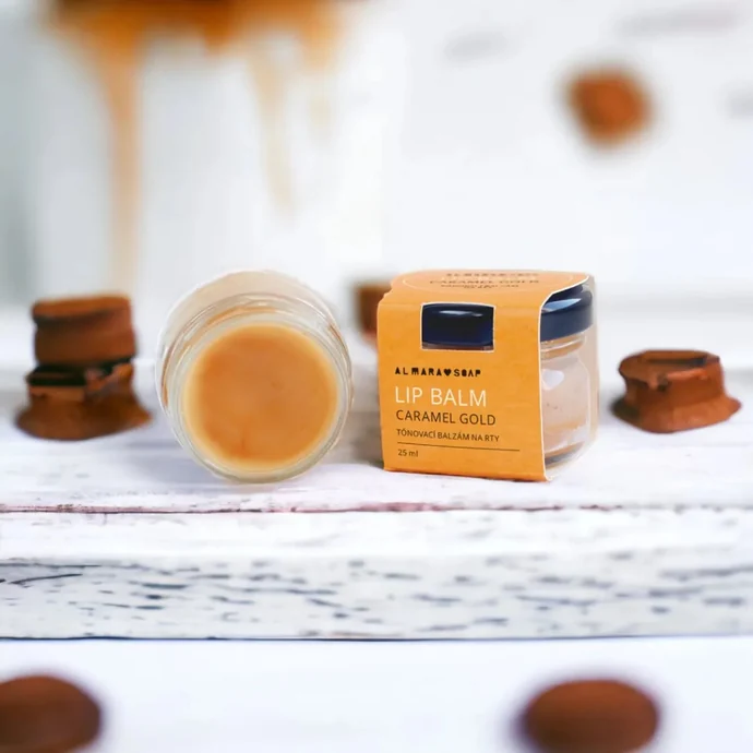 Tónovací a vyživující balzám na rty Caramel Gold 25 ml