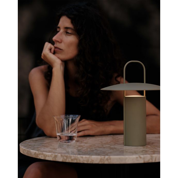 Přenosná stolní lampa Ray Table Lamp