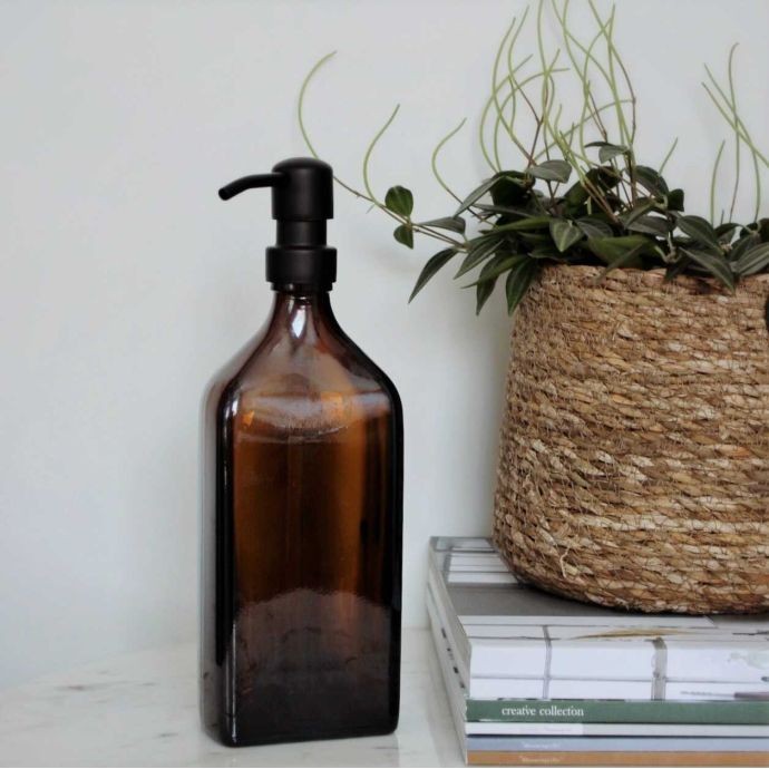 Skleněný obdélníkový zásobník na mýdlo Amber 500 ml
