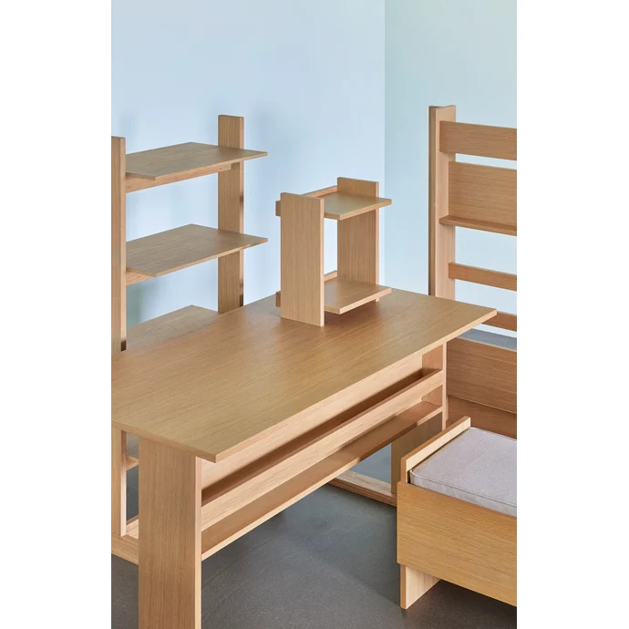 Dřevěný regál Forma Natural