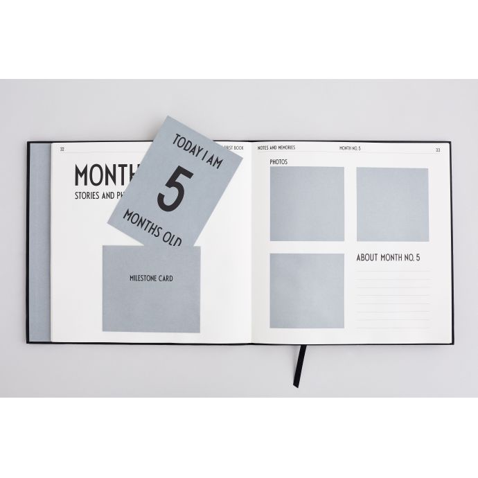 Deník miminka Baby's First Book - Black
