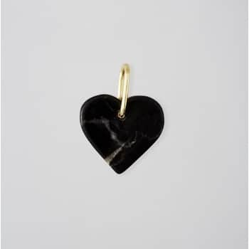 Pozlátený prívesok Design Letters Black Heart