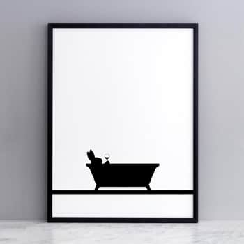 Sítotisk s králíkem ve vaně Bathtime Rabbit 30 × 40 cm