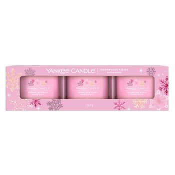 Votivní svíčka ve skle Yankee Candle 3 ks - Snowflake Kisses
