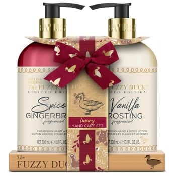 Dárkový set s péčí o ruce Winter Wonderland - 2 x 300 ml