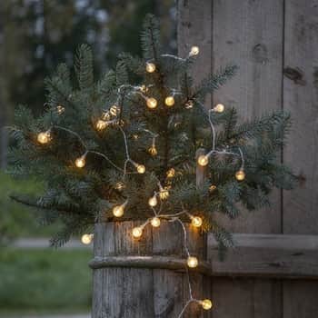Venkovní světelný řetěz Berry – 50 LED žárovek